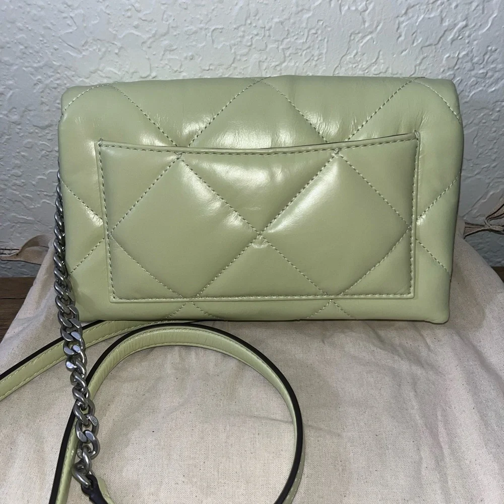 Tory Burch Quilted Crossbody Bag - Soft Green NWOT - Picture 4 of 7